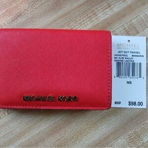 NWT Michael Kors Mandarin Compact Snap Leather Wallet